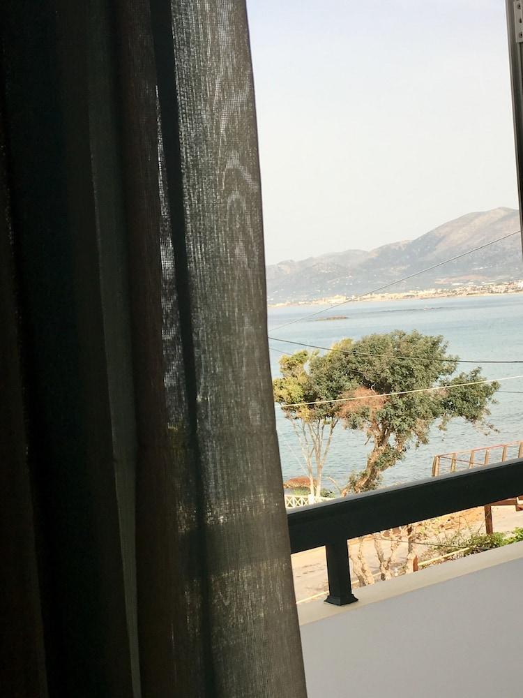 公寓 Liofoto Sea View *